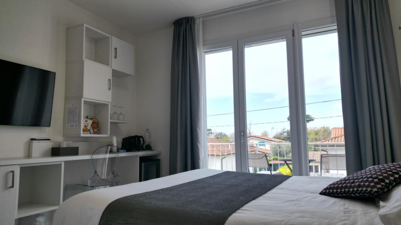 La Brise Hotell Marina di Pietrasanta Eksteriør bilde