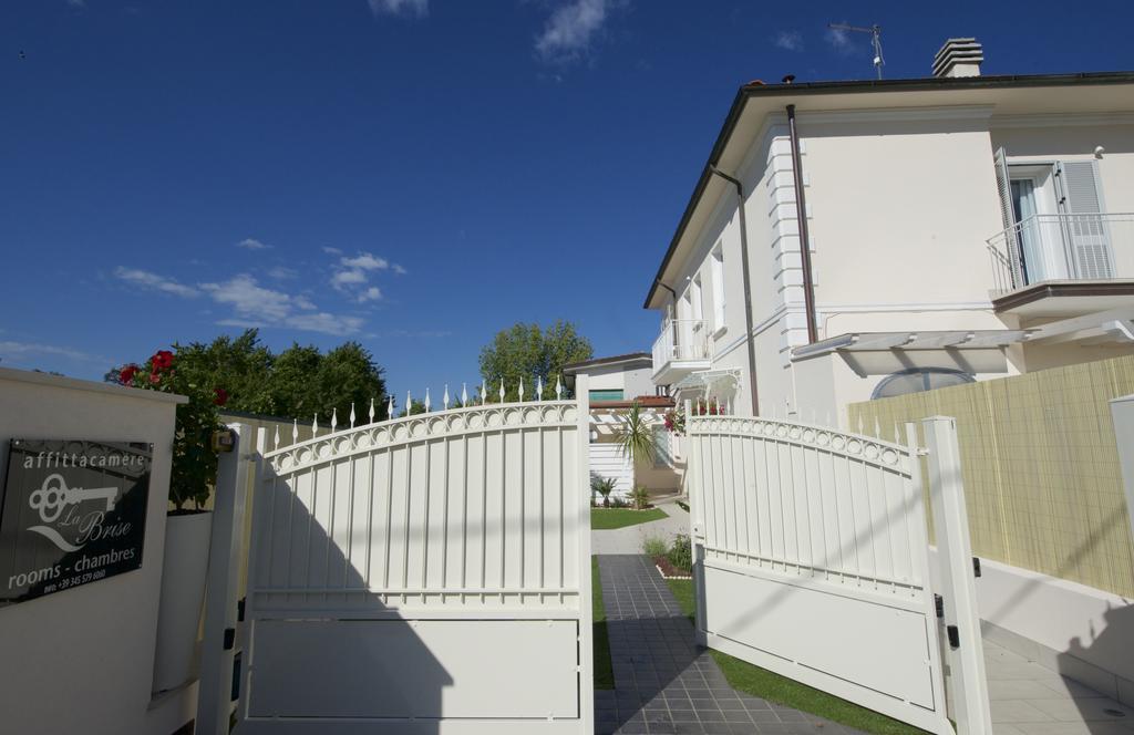 La Brise Hotell Marina di Pietrasanta Eksteriør bilde